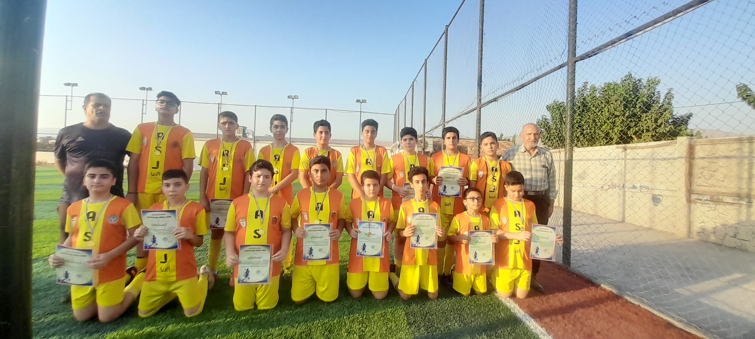 آموزش فوتبال پایه